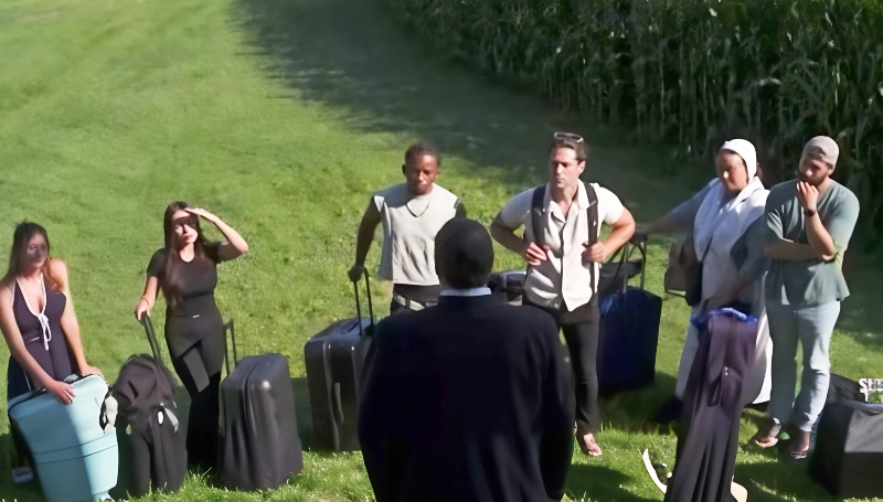 Six people want in to the community - TLC