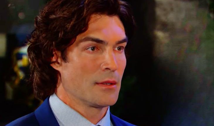 Dimitri Von Leuschner (Peter Porte)