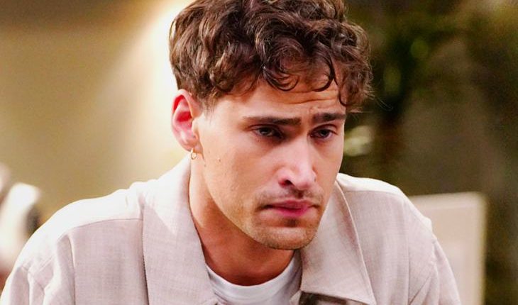 Deke Sharpe (Harrison Cone)