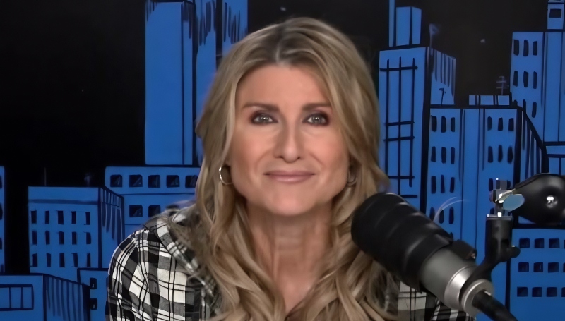 Ashleigh Banfield has a new Collab with Drop Dead Serious - NewsNation - YouTube