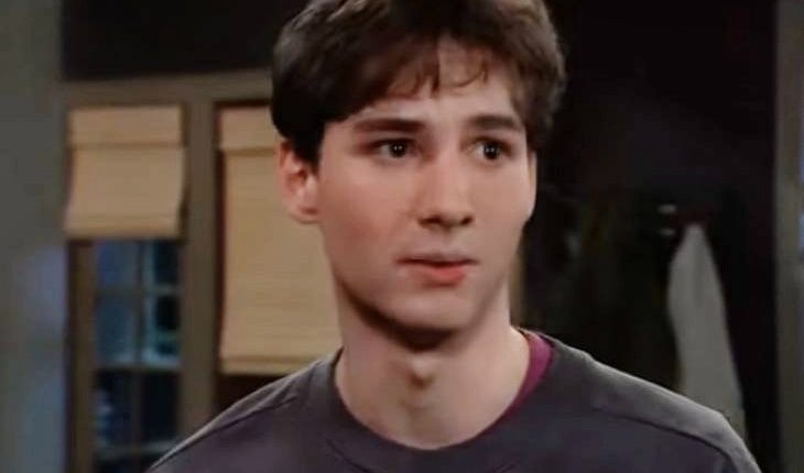 Rocco Falconeri (Finn Carr)