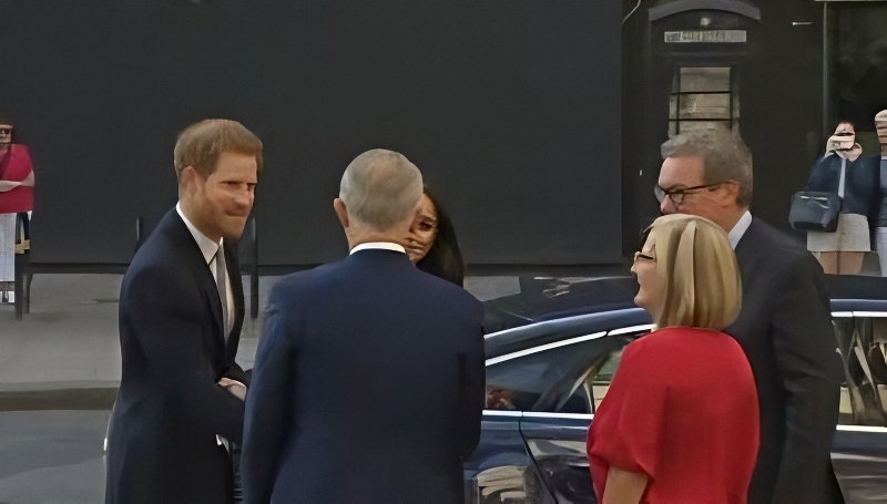 The last Australian Visit - Via Today - YouTube