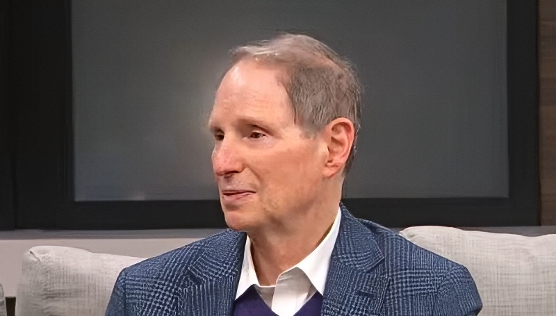 Jeffrey Epstein Files - Ron Wyden - Operation Chain Reaction - KOIN 6 - YouTube 1 (1)