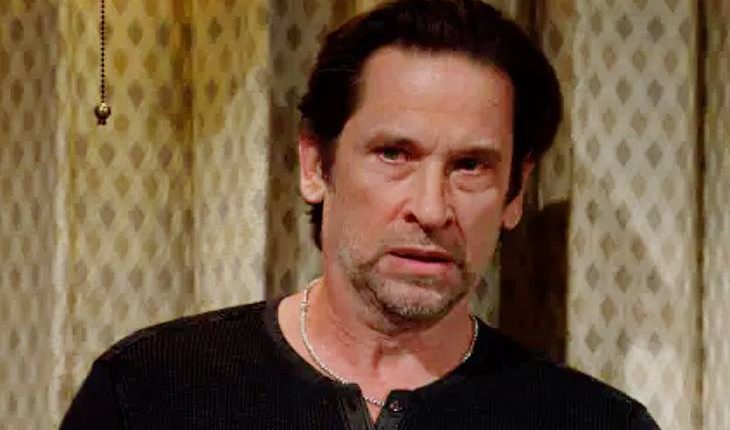 Matt Clark (Roger Howarth)