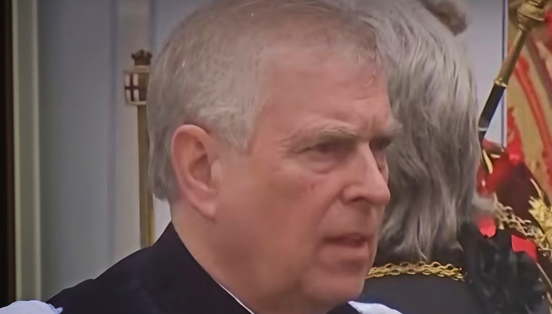 Andrew Mountbatten-Windsor Security Scare - ETimes YouTube