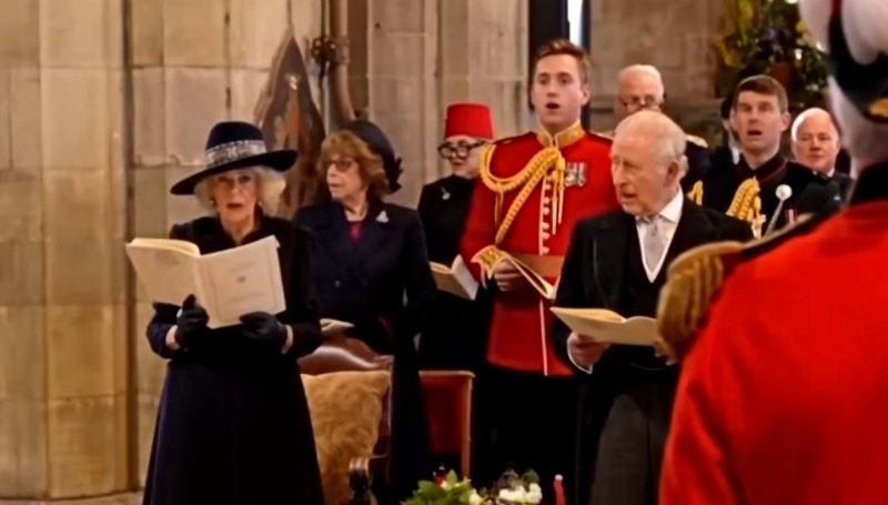 King Charles and Camilla in the Easter Church Service - 7 News Australia - YouTube