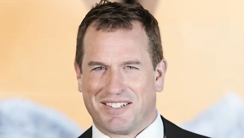 Royal Family Easter Peter Phillips the son of Princess Anne - Real Royalty YouTube