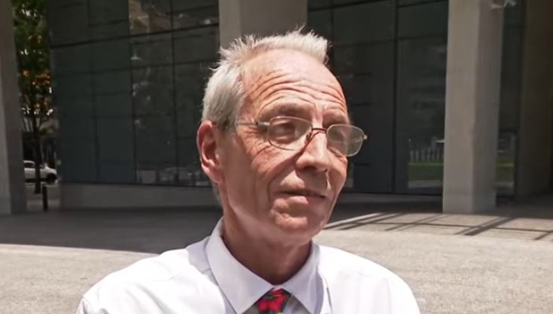 Simon Charles Dorante-Day claims he's the son of King Charles, Half-brother to Prince Harry - 10 news